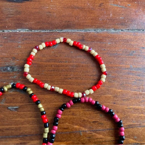 Colorful Beaded Bracelets Set - Picture 3 of 4